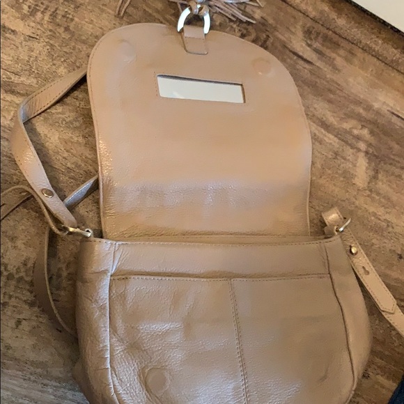 Alexis Hudson Messenger Bag - Picture 3 of 4